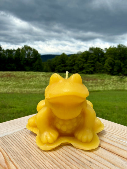 Pure Beeswax Candle - Frog