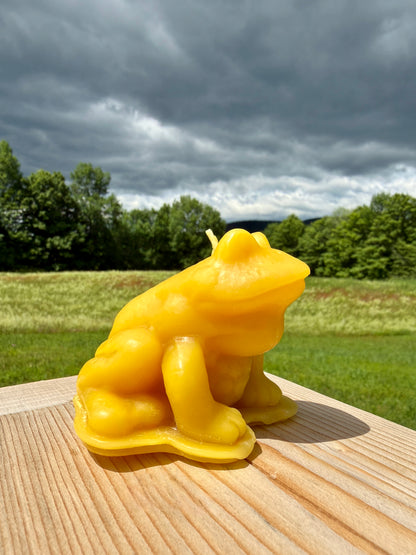Pure Beeswax Candle - Frog