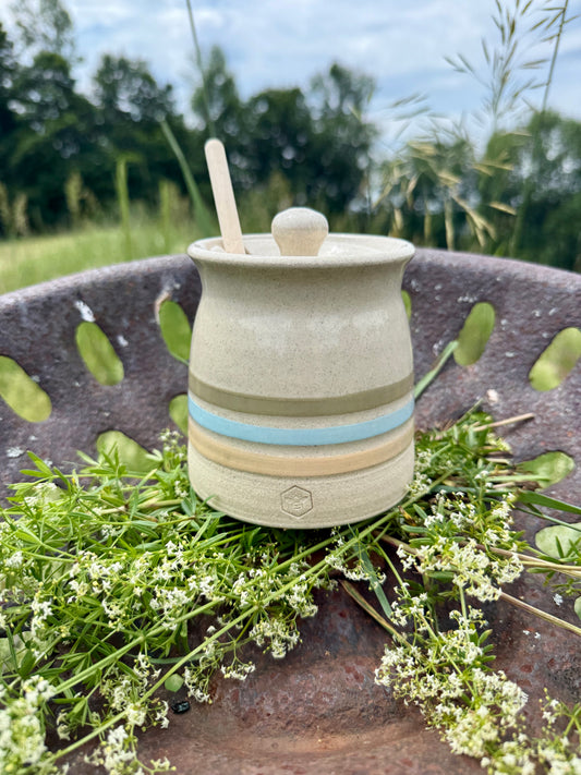 Farmhouse Pottery x Humming Meadow Honey Pot