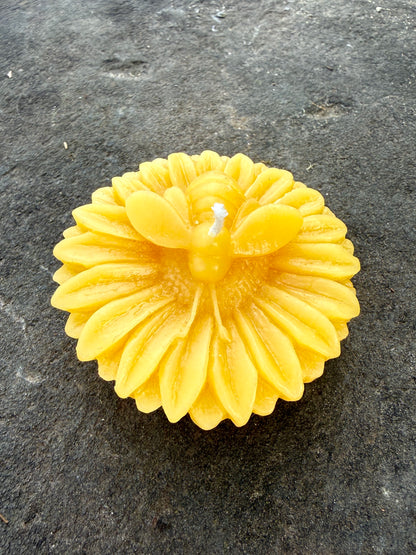 Pure Beeswax Candle - Floating Sunflower